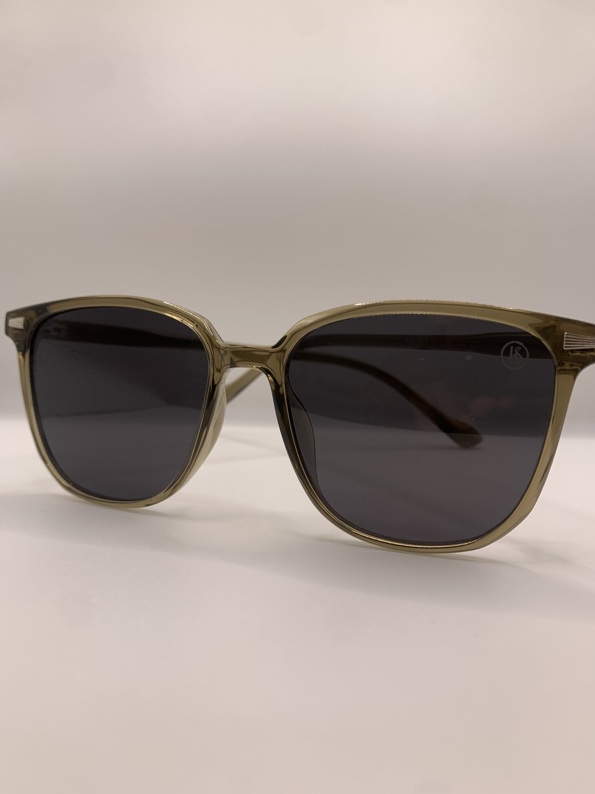 Óculos de Sol Kelly Silva