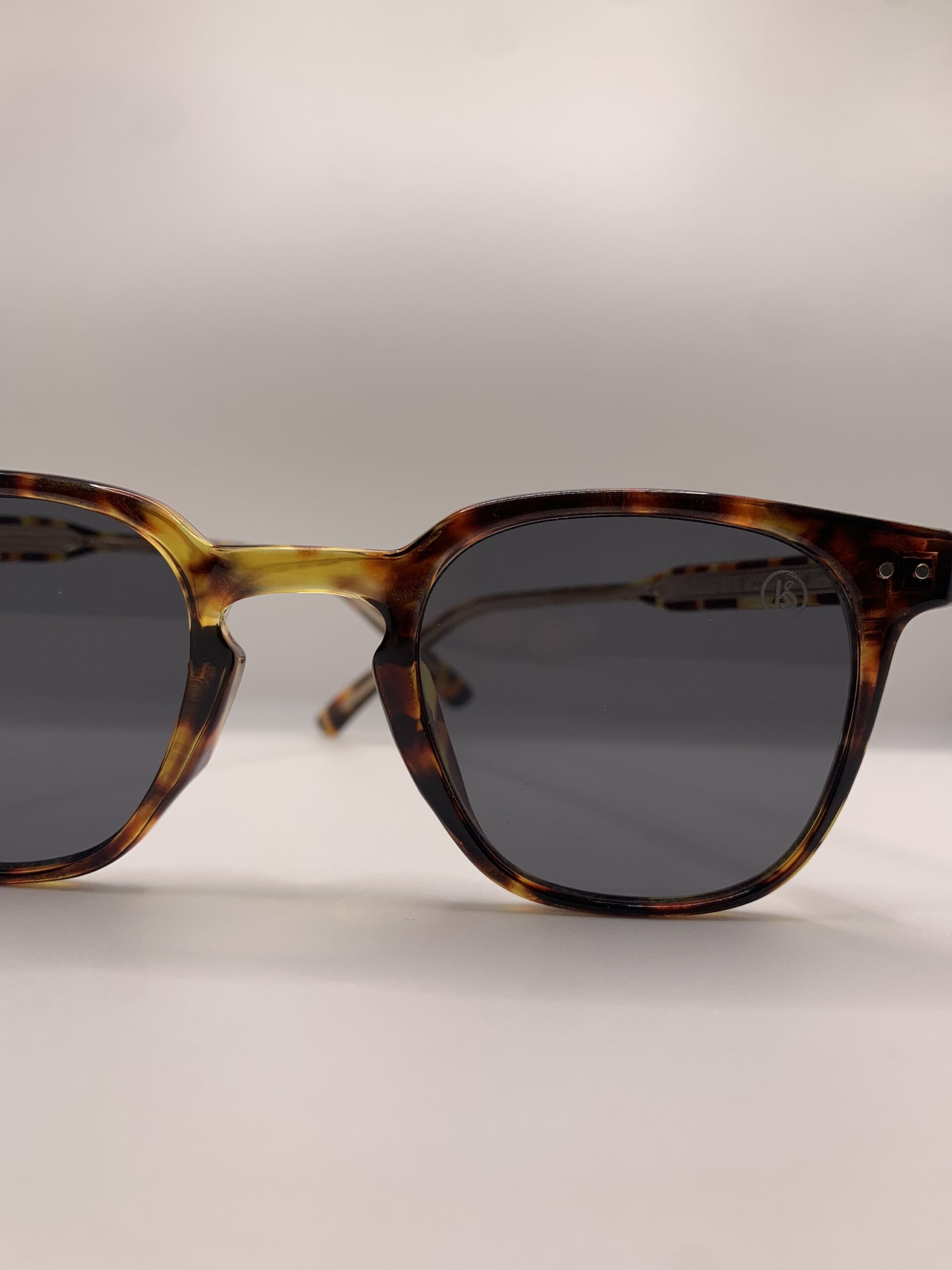 Óculos de Sol Kelly Silva